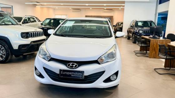HYUNDAI HB20 1.6 PREMIUM 16V FLEX 4P AUTOMÁTICO HYUNDAI HB20 1.6 PREMIUM 16V FLEX 4P AUTOMÁTICO